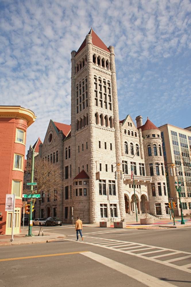 The Transporter. A photo by Foo Fooss (Samuel J. Lieber).